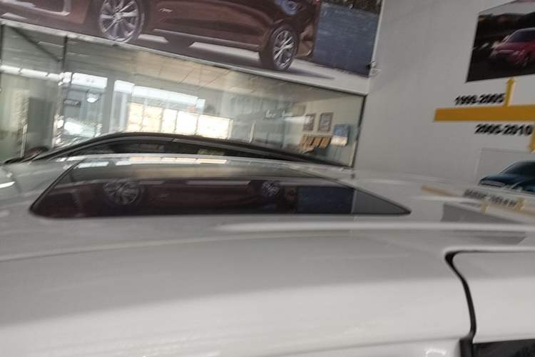 Used Buick GL8 2020 Land Business Class 652T Luxury Model Roof