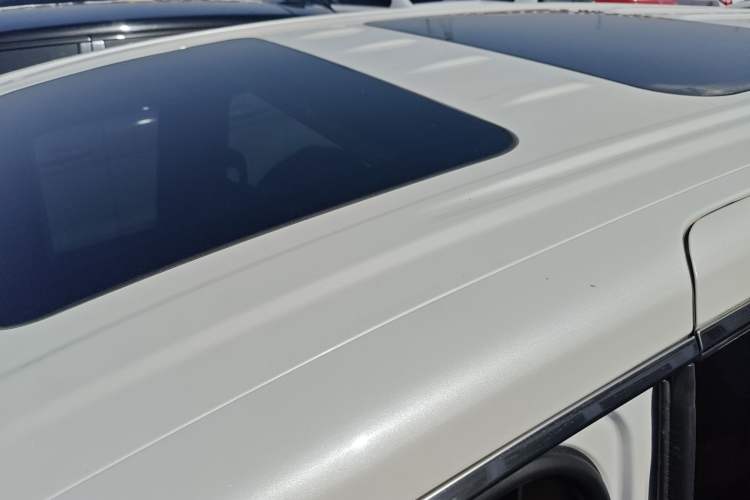 Used Buick GL8 2020 ES Land Cruiser 653T Luxury Model Roof