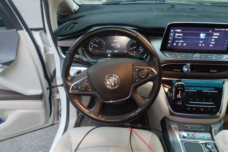 Used Buick GL8 2020 Land Business Class 652T Premium Model Steering Wheel