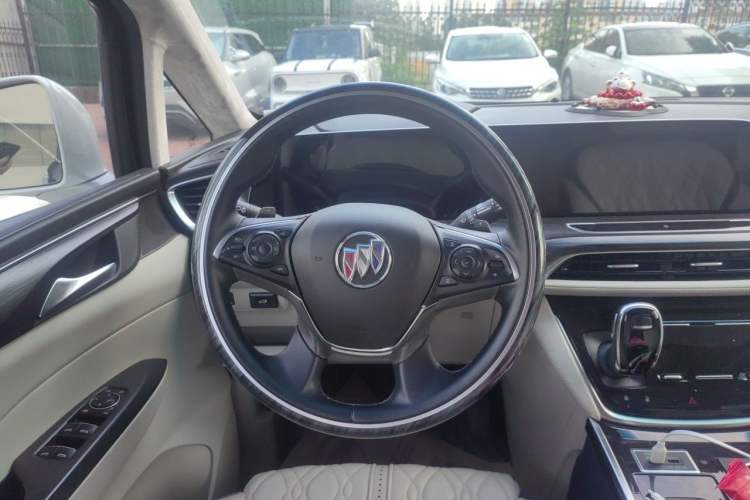 Used Buick GL8 2020 ES Land Cruiser 653T Comfort Edition Steering Wheel