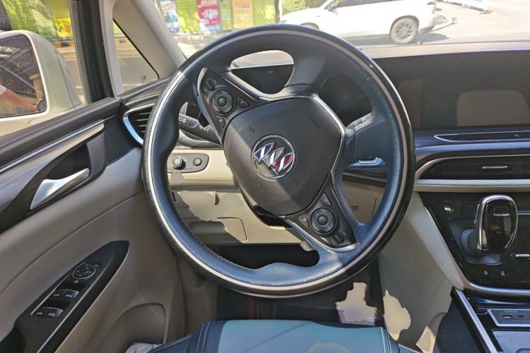 Used Buick GL8 2020 ES Land Cruiser 653T Comfort Edition Steering Wheel