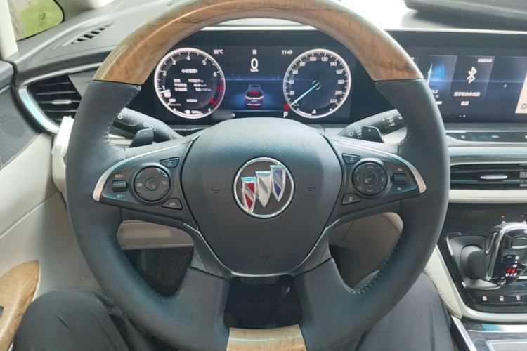 Used Buick GL8 2020 ES Land Cruiser 653T Comfort Edition Steering Wheel