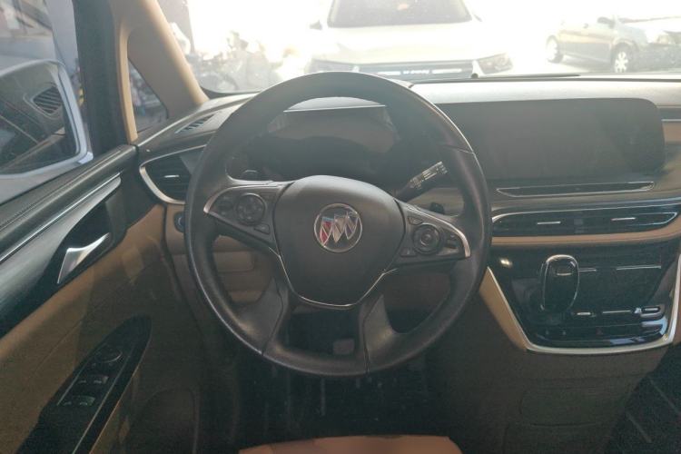 Used Buick GL8 2020 ES Land Cruiser 653T Luxury Model Steering Wheel