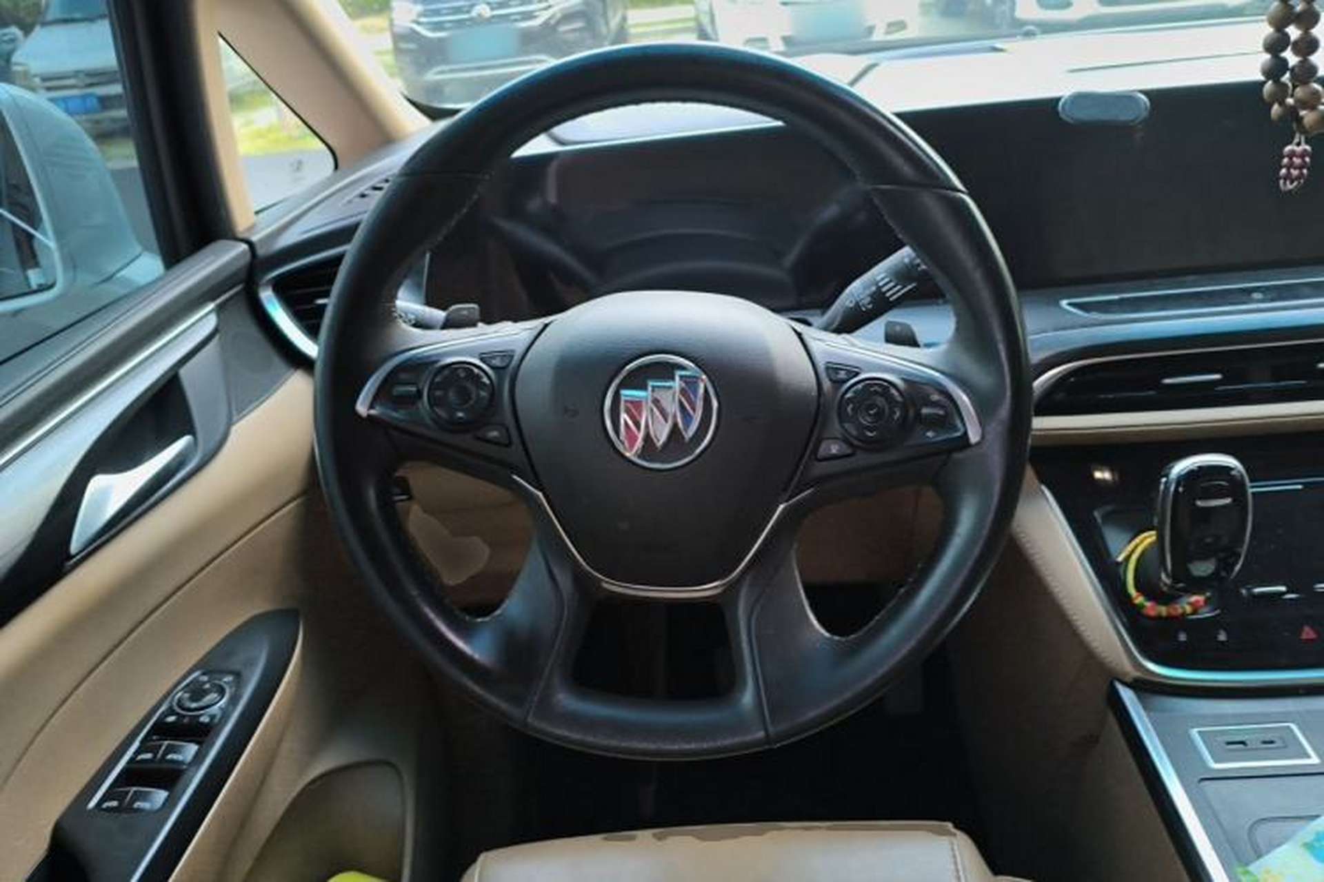 Used Buick GL8 2020 ES Land Cruiser 653T Luxury Model Steering Wheel