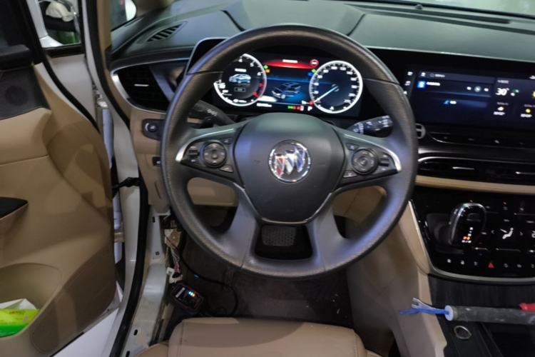 Used Buick GL8 2020 ES Land Cruiser 653T Luxury Edition Steering Wheel