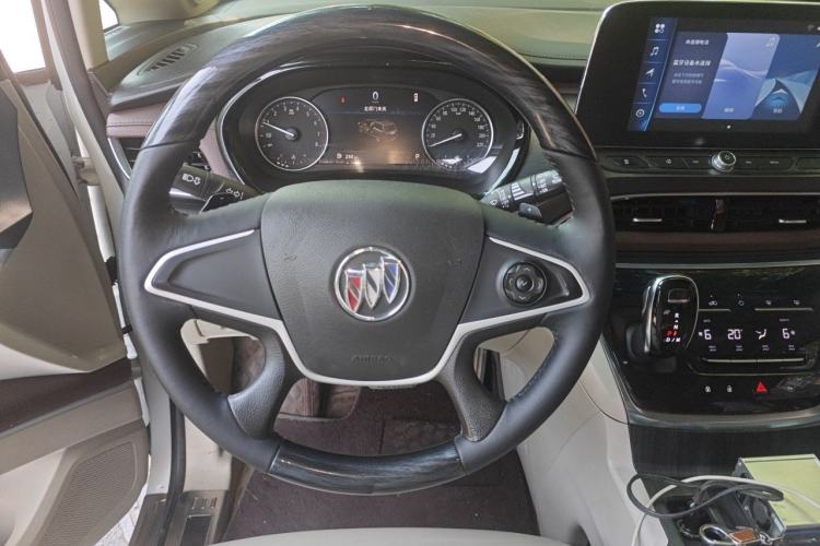 Used Buick GL8 2020 Land Cruiser Executive Class 652T Comfort Model Steering Wheel