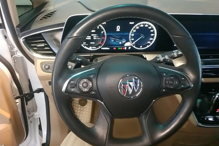 Used Buick GL8 2020 ES Land Cruiser 653T Flagship Model Steering Wheel