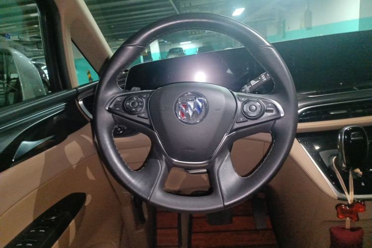Used Buick GL8 2020 ES Land Cruiser 653T Flagship Model Steering Wheel
