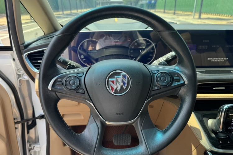 Used Buick GL8 2020 ES Land Cruiser 653T Luxury Model Steering Wheel