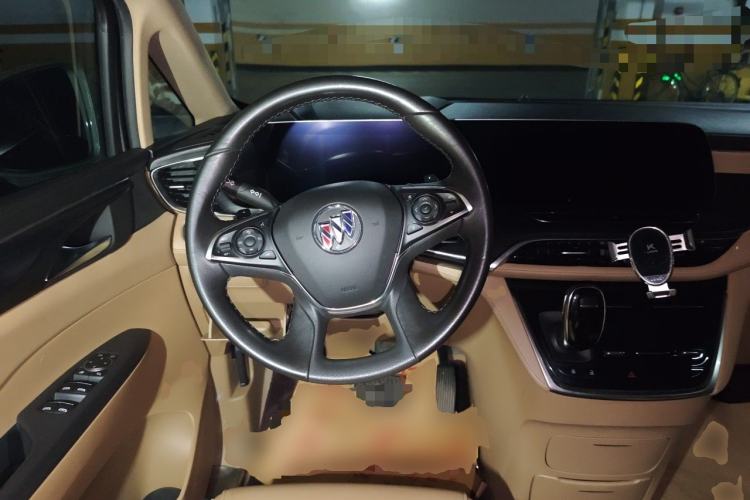 Used Buick GL8 2020 ES Land Cruiser 653T Luxury Model Steering Wheel