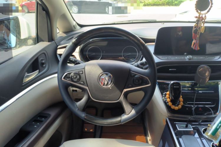 Used Buick GL8 2020 Land Business Class 652T Luxury Model Steering Wheel