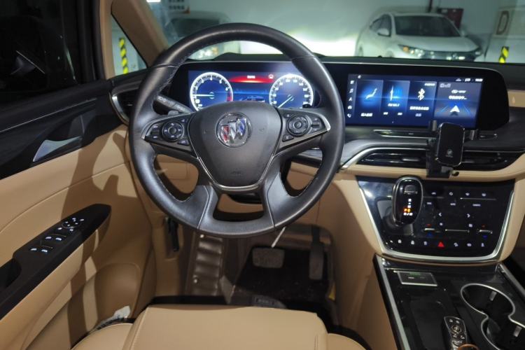 Used Buick GL8 2020 ES Land Cruiser 653T Luxury Model Steering Wheel