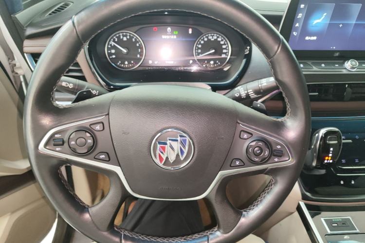 Used Buick GL8 2020 Land Business Class 652T Luxury Model Steering Wheel