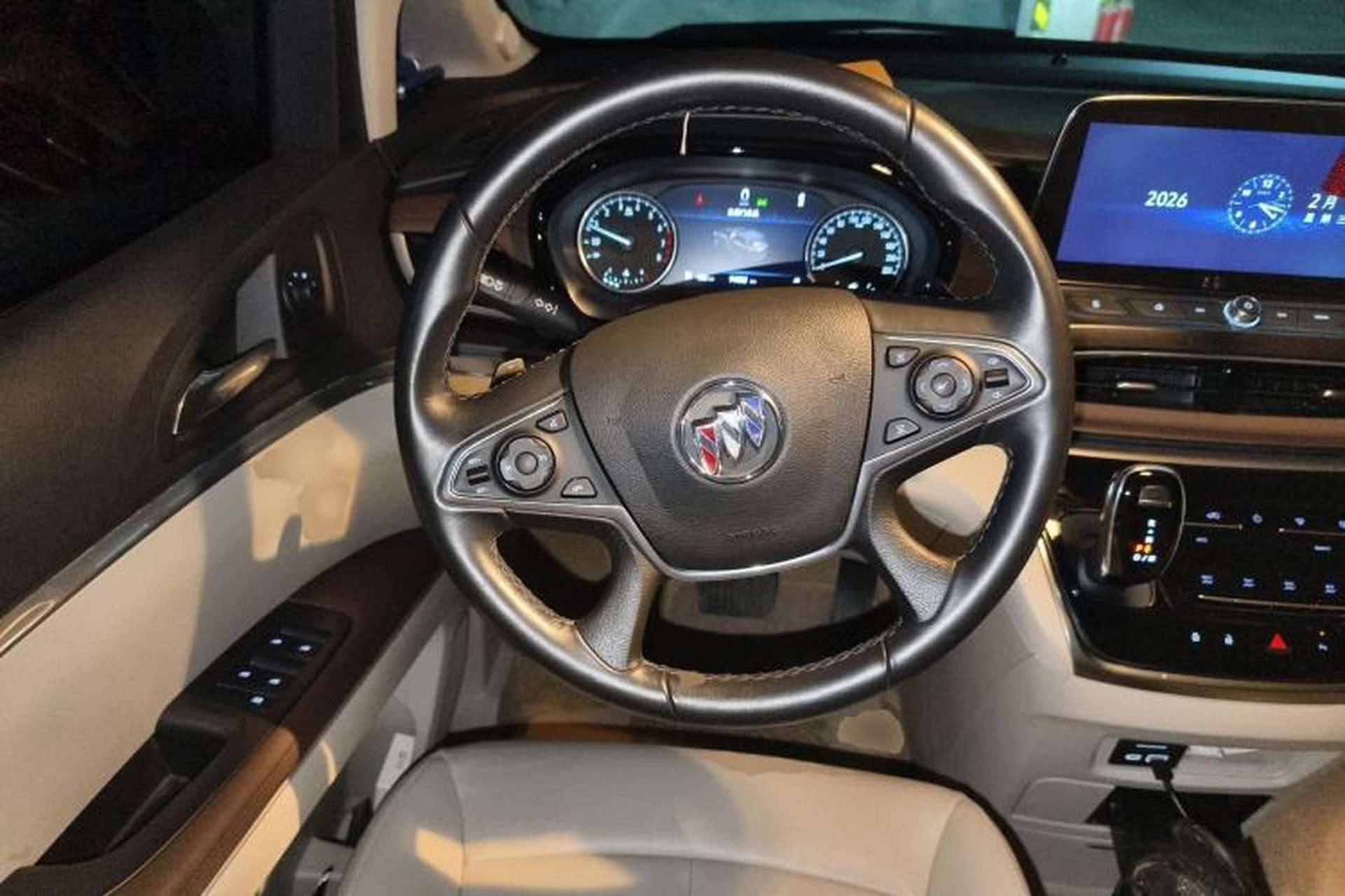 Used Buick GL8 2020 Land Business Class 652T Luxury Model Steering Wheel