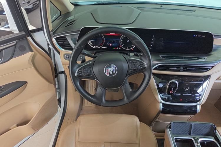 Used Buick GL8 2020 ES Land Cruiser 653T Luxury Model Steering Wheel