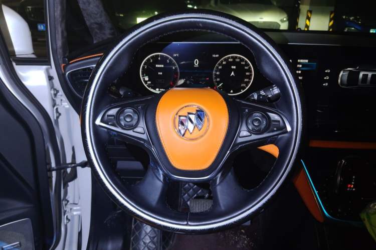 Used Buick GL8 2020 ES Land Cruiser 653T Comfort Edition Steering Wheel