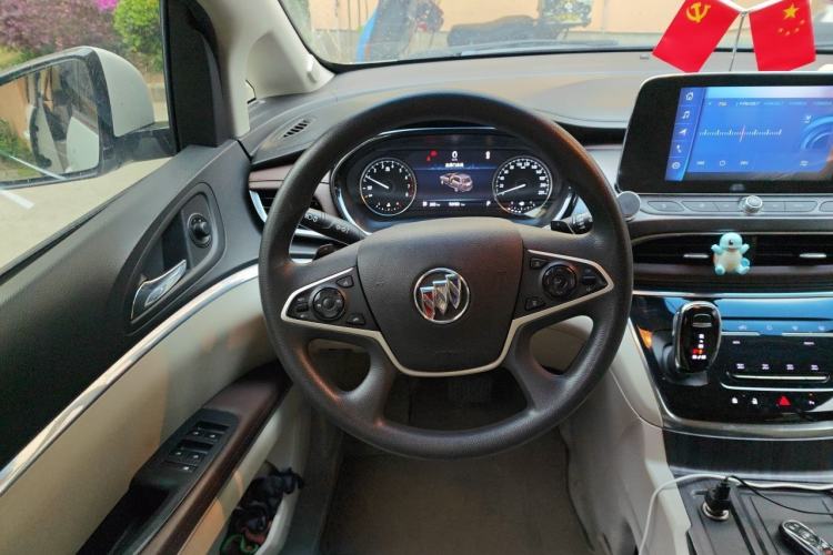 Used Buick GL8 2020 Land Cruiser Executive Class 652T Comfort Model Steering Wheel