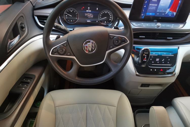 Used Buick GL8 2020 Land Cruiser Executive Class 652T Comfort Model Steering Wheel