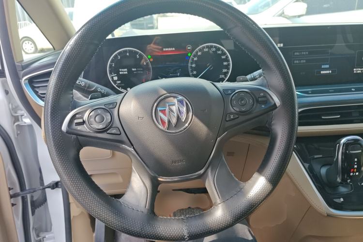 Used Buick GL8 2020 ES Land Cruiser 653T Luxury Model Steering Wheel