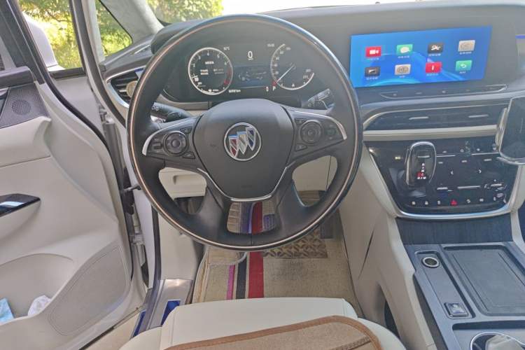 Used Buick GL8 2020 ES Land Cruiser 653T Comfort Edition Steering Wheel
