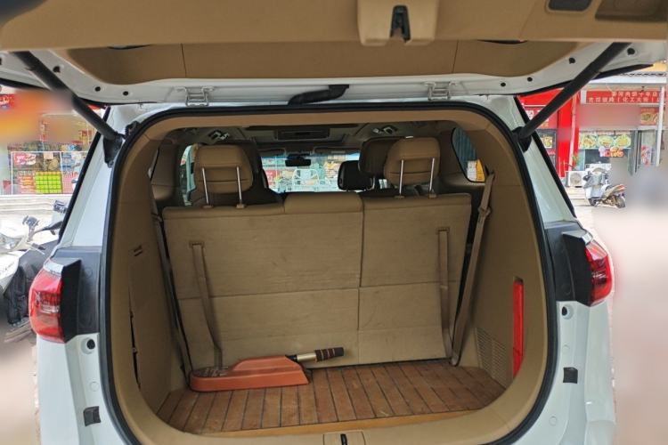 Used Buick GL8 2020 ES Land Cruiser 653T Flagship Model Trunk