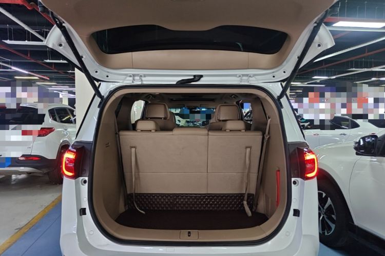 Used Buick GL8 2020 ES Land Cruiser 653T Luxury Edition Trunk