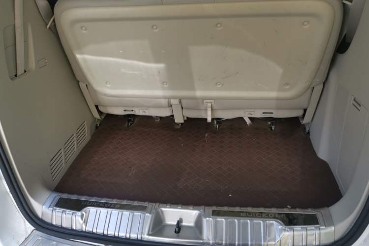 Used Buick GL8 2020 Land Cruiser Executive Class 652T Comfort Model Trunk