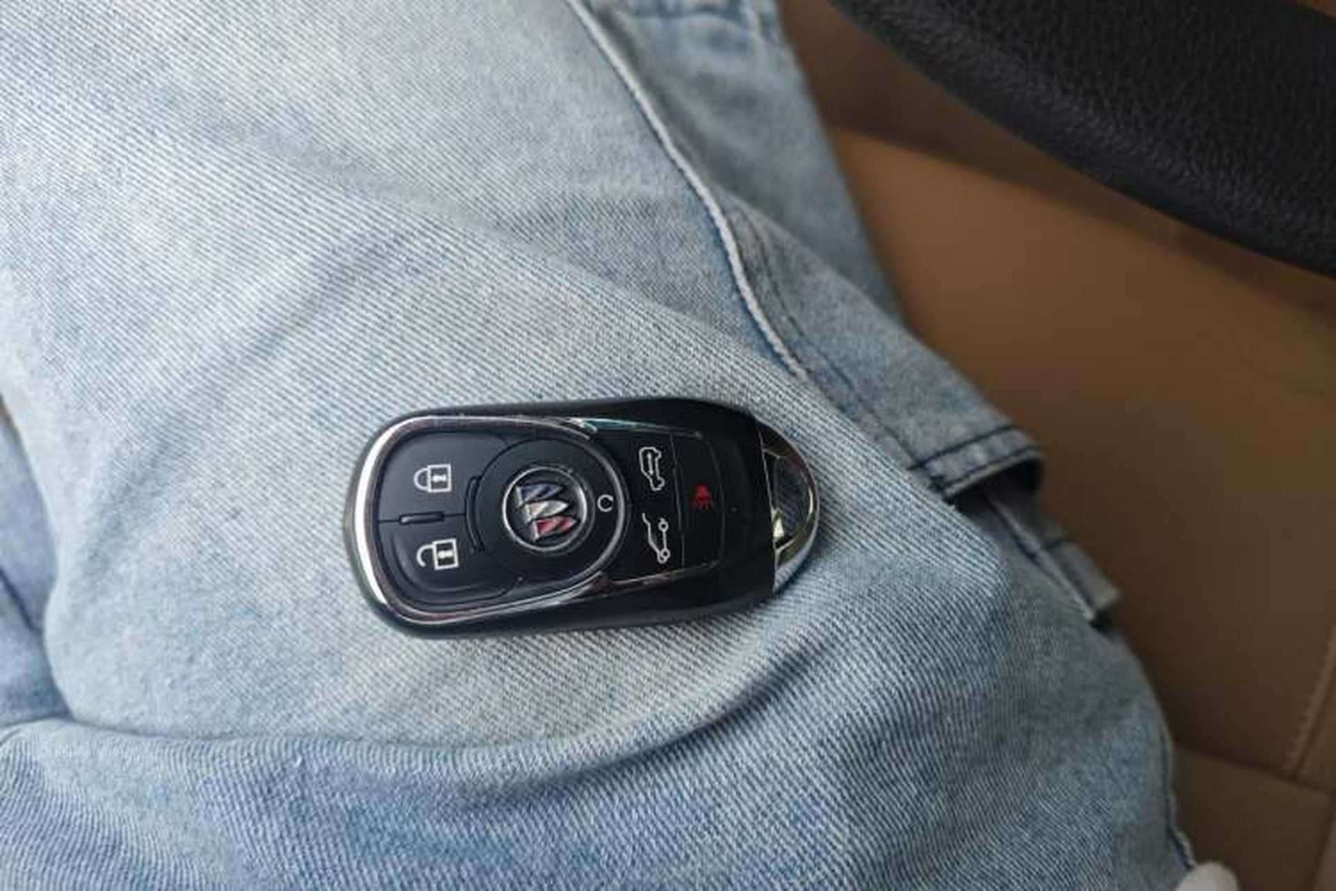 Used Buick GL8 2020 ES Land Cruiser 653T Luxury Edition Vehicle Key