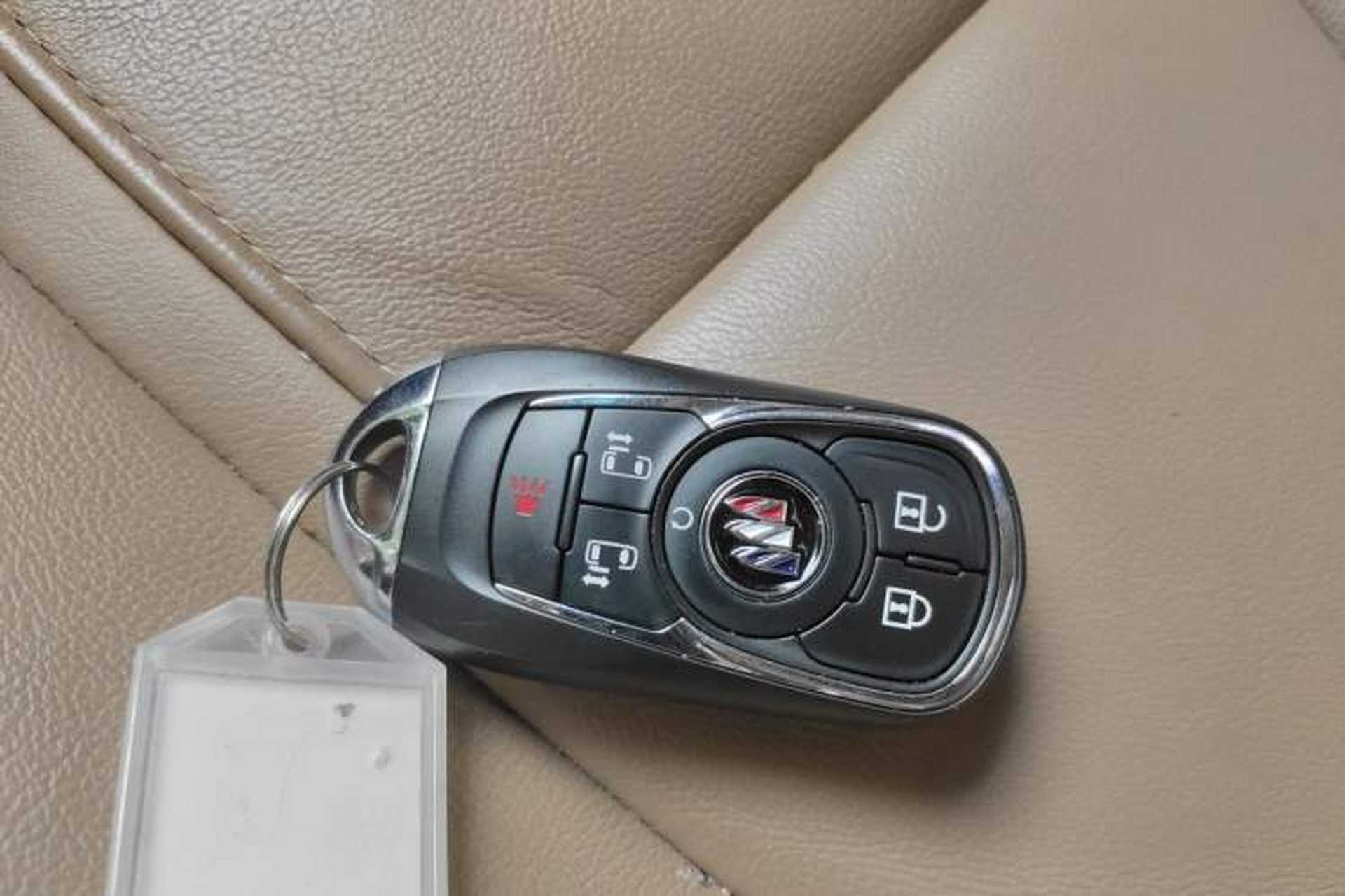 Used Buick GL8 2020 ES Land Cruiser 653T Luxury Edition Vehicle Key