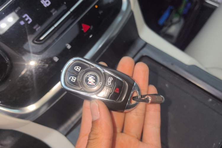 Used Buick GL8 2020 Land Business Class 652T Premium Model Vehicle Key