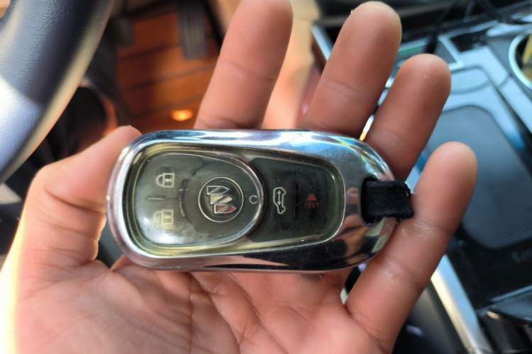 Used Buick GL8 2020 Land Business Class 652T Luxury Model Vehicle Key