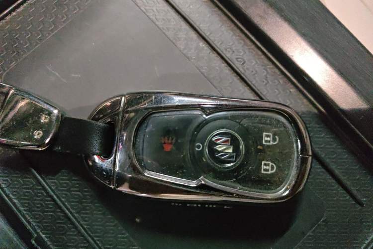 Used Buick GL8 2020 ES Land Cruiser 653T Comfort Edition Vehicle Key