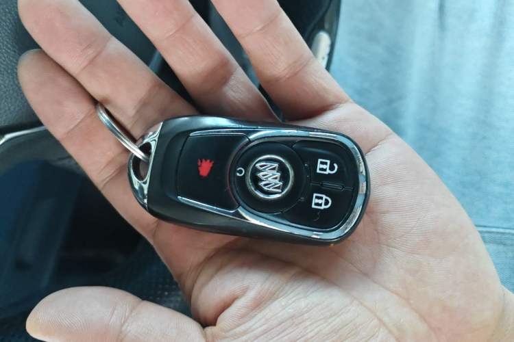 Used Buick GL8 2020 ES Land Cruiser 653T Comfort Edition Vehicle Key