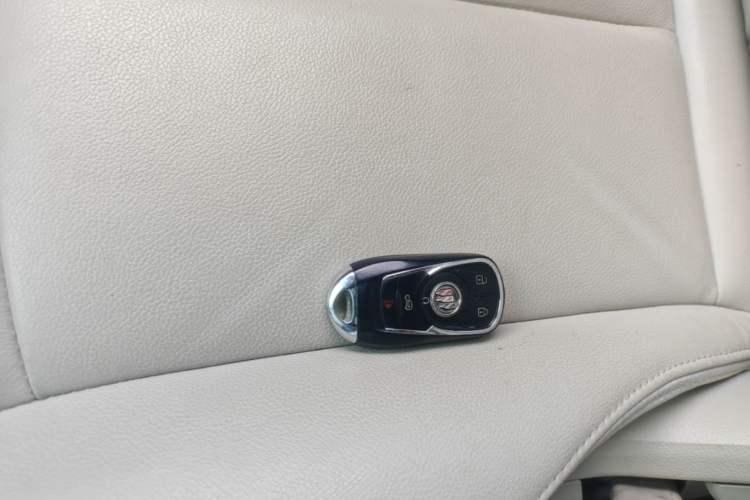 Used Buick GL8 2020 Land Business Class 652T Luxury Model Vehicle Key