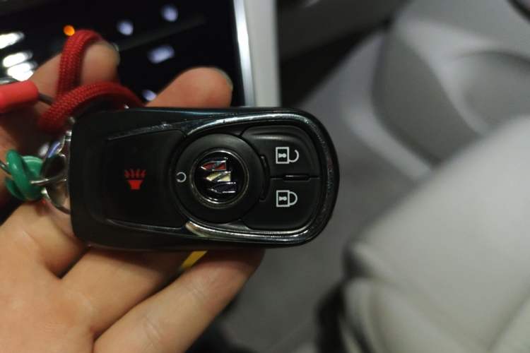 Used Buick GL8 2020 ES Land Cruiser 653T Comfort Edition Vehicle Key