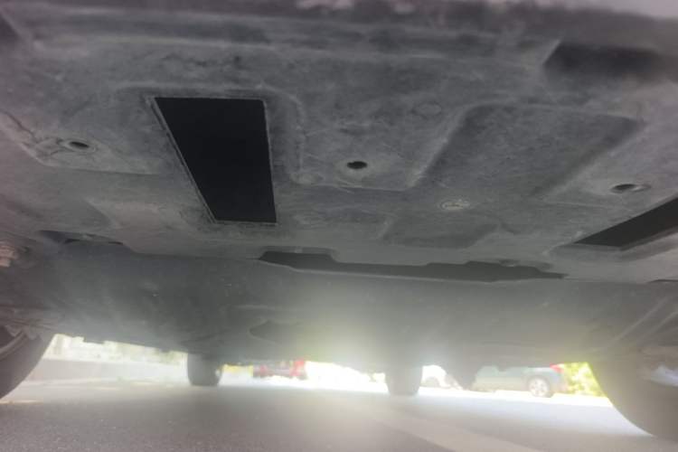Used Buick GL8 2020 ES Land Cruiser 653T Luxury Edition Chassis Front
