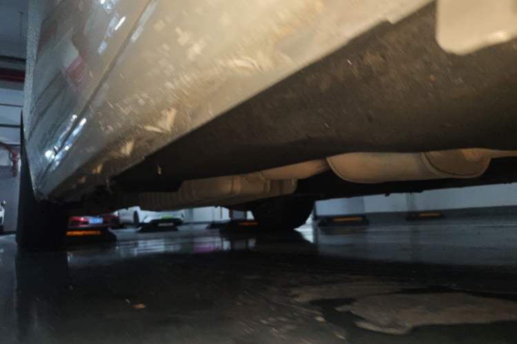 Used Buick GL8 2020 ES Land Cruiser 653T Comfort Edition Chassis Front Right