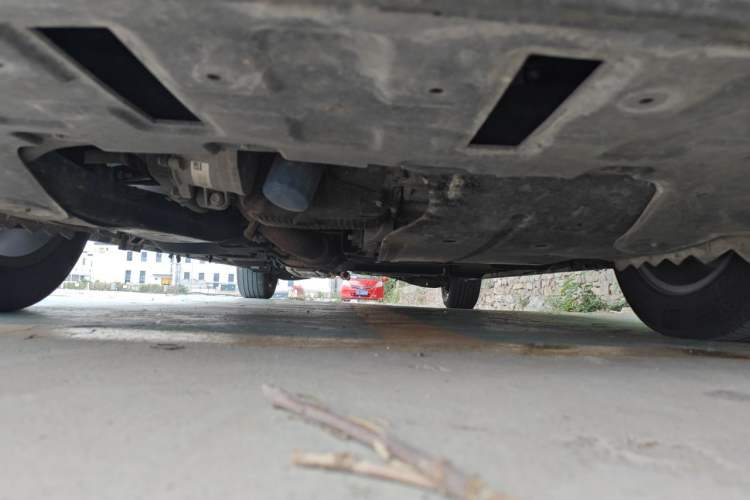 Used Buick GL8 2020 ES Land Cruiser 653T Luxury Edition Chassis Front