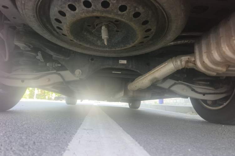 Used Buick GL8 2020 ES Land Cruiser 653T Luxury Edition Chassis Rear