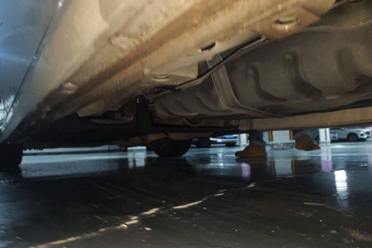 Used Buick GL8 2020 ES Land Cruiser 653T Comfort Edition Chassis Rear Left