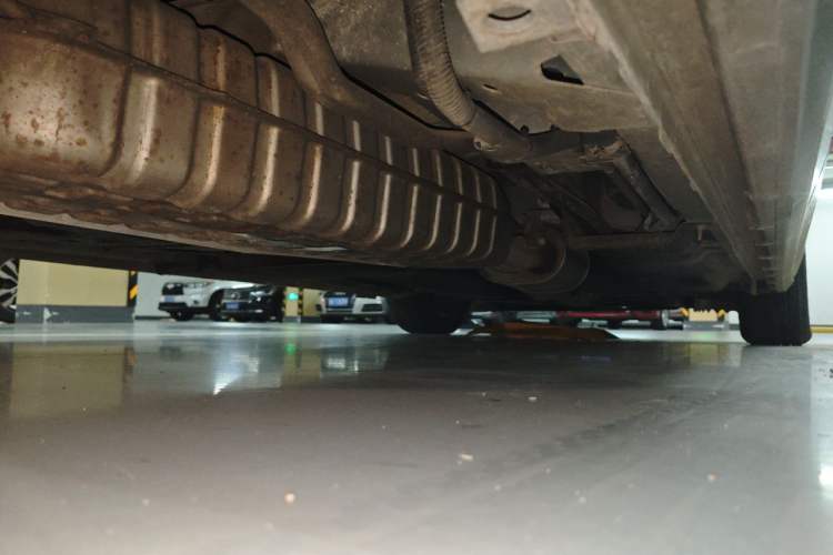 Used Buick GL8 2020 ES Land Cruiser 653T Comfort Edition Chassis Rear Right