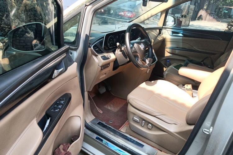 Used Buick GL8 2020 ES Land Cruiser 653T Luxury Edition Driver Seat