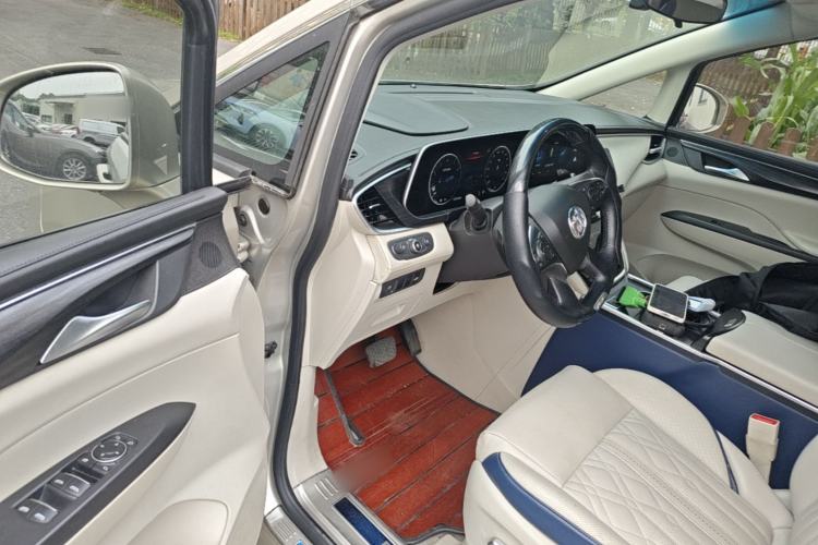 Used Buick GL8 2020 ES Land Cruiser 653T Comfort Edition Driver Seat