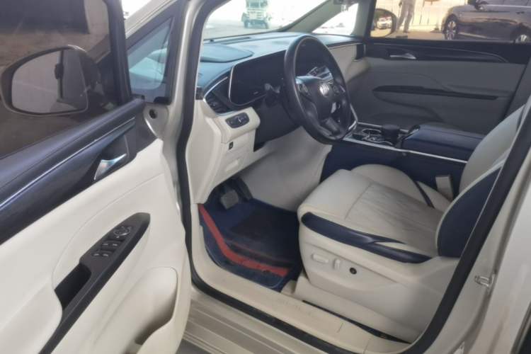 Used Buick GL8 2020 ES Land Cruiser 653T Comfort Edition Driver Seat