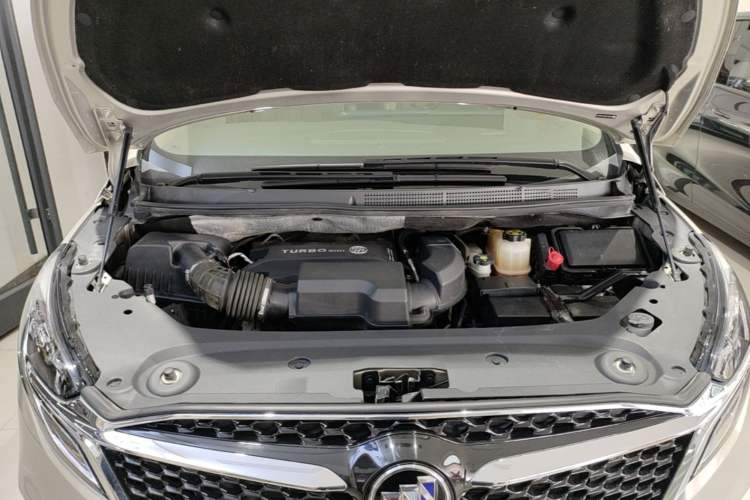 Used Buick GL8 2020 ES Land Cruiser 653T Luxury Edition Engine Bay