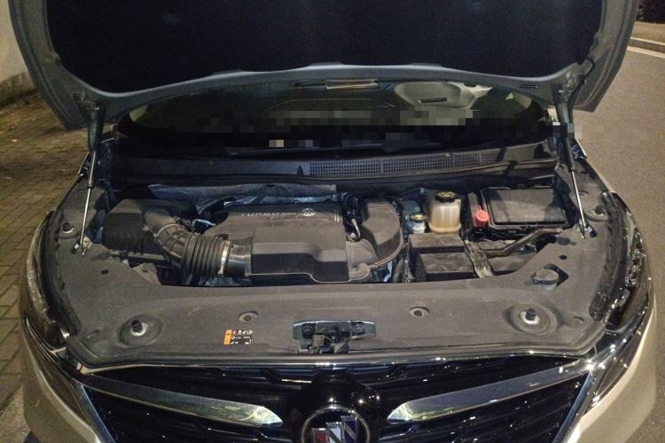 Used Buick GL8 2020 ES Land Cruiser 653T Luxury Edition Engine Bay