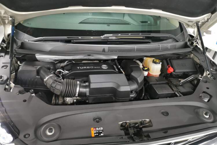 Used Buick GL8 2020 ES Land Cruiser 653T Luxury Edition Engine Bay