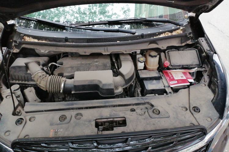 Used Buick GL8 2020 Land Business Class 652T Luxury Model Engine Bay