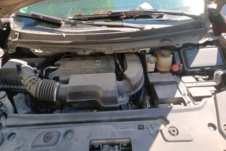Used Buick GL8 2020 Land Cruiser Executive Class 652T Comfort Model Engine Bay