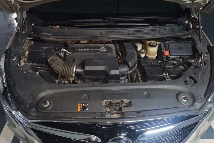 Used Buick GL8 2020 ES Land Cruiser 653T Comfort Edition Engine Bay